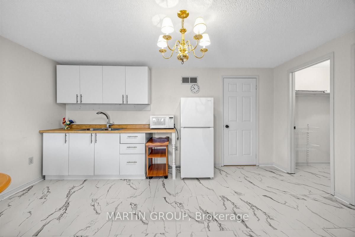1529 Beechlawn Dr