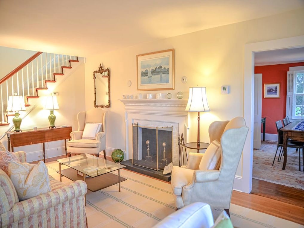 10 Shurtleffs Way