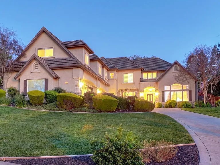 483 Rockport Cir