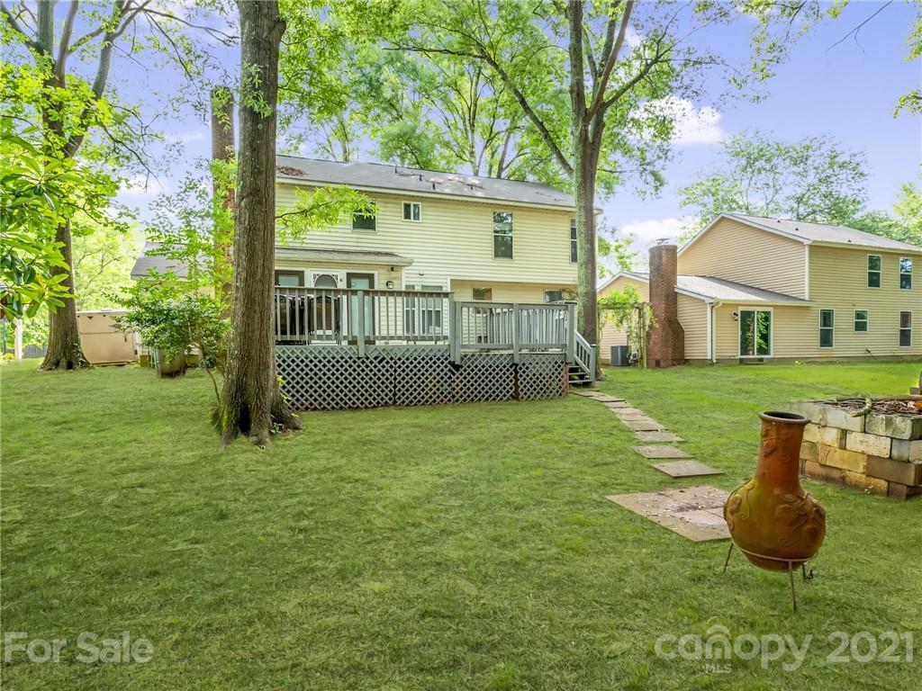 4520 Gaynelle Dr