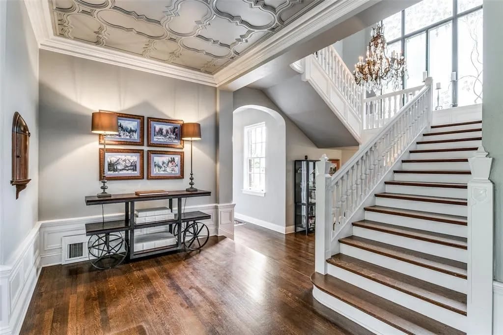 The Crown Jewel of Swiss Avenue Could Be Yours for $3.15 Million