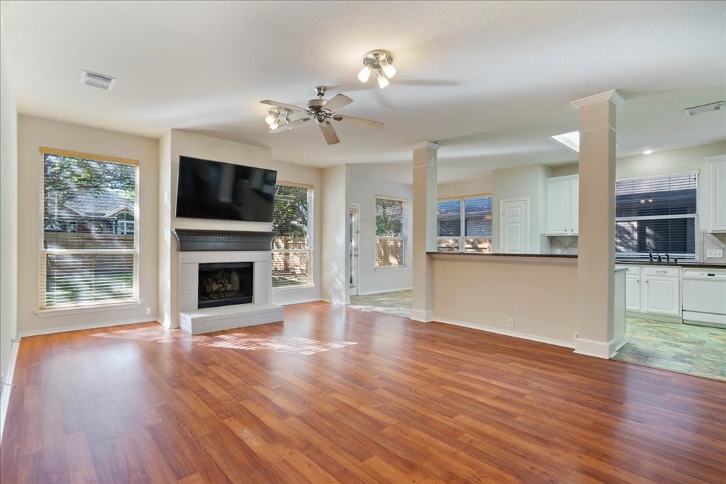 10937 Colonel Winn Loop