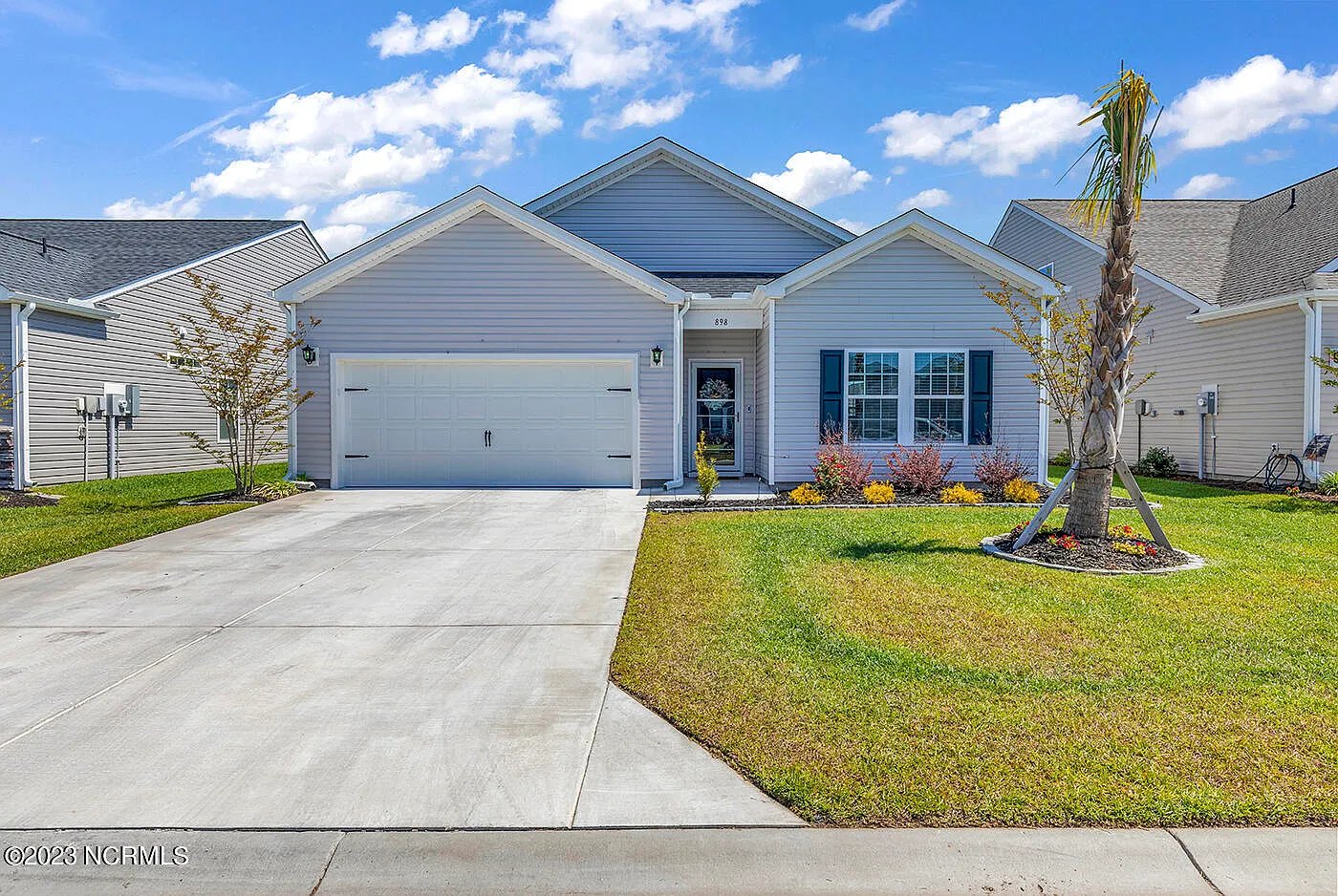 898 Bourne Dr