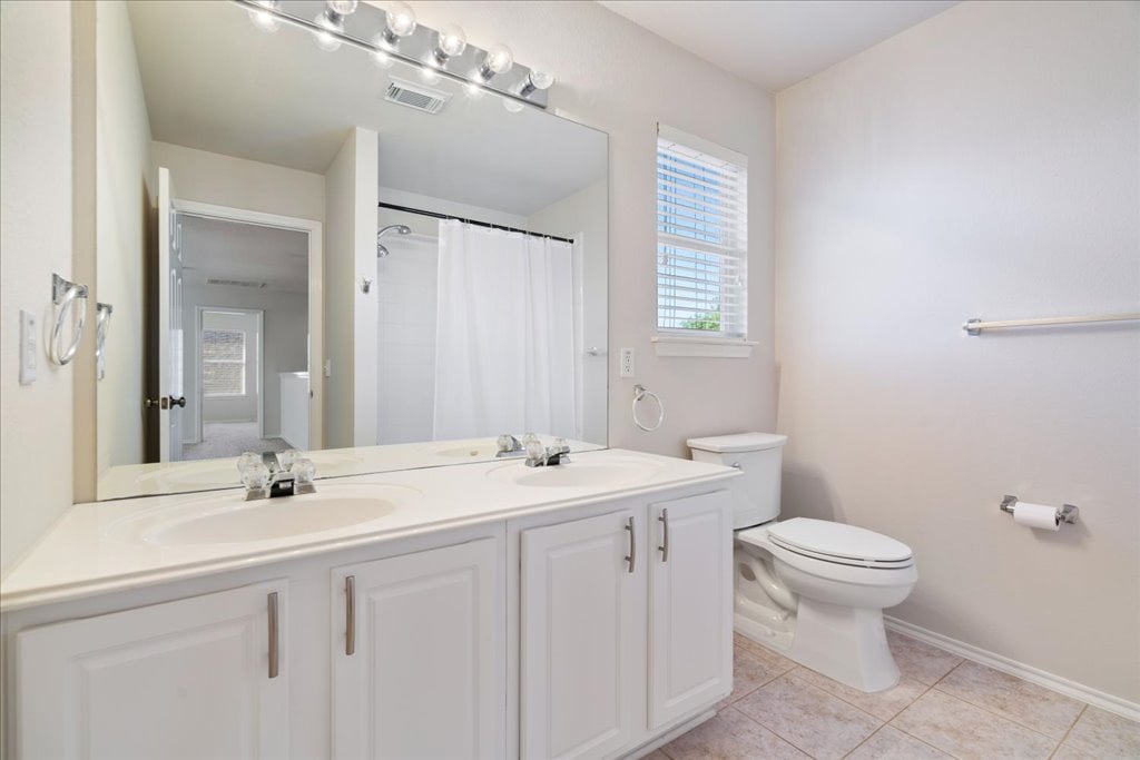 10937 Colonel Winn Loop