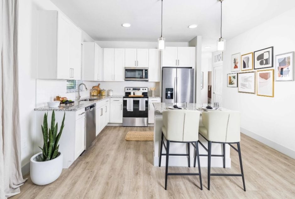 Beautiful 1/1 Georgetown living -ENJOY UP TO 3 MONTHS FREE + $2000!