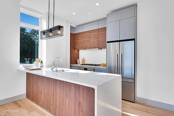 253 Tompkins Avenue #3A