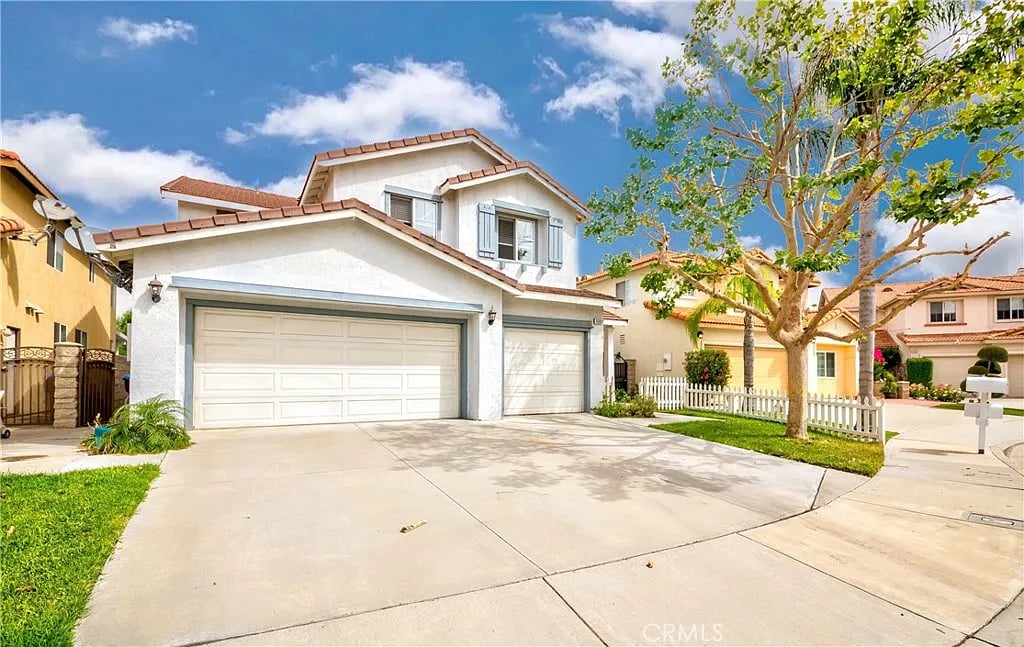 4698 Willow Bend Ct