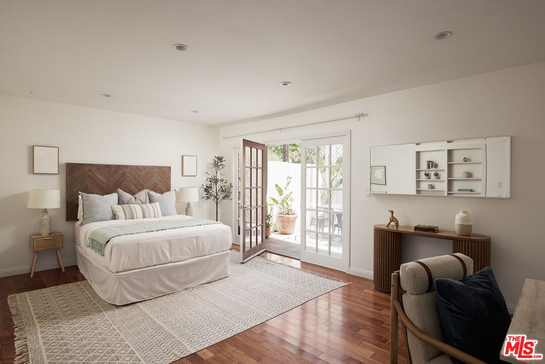 8963 Burton Way Unit: 104