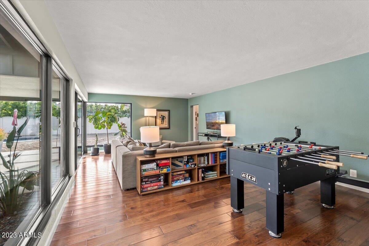 123 E Kaler