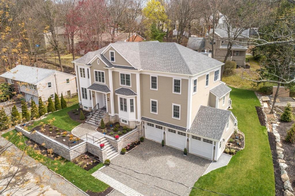 5 Dean Rd
