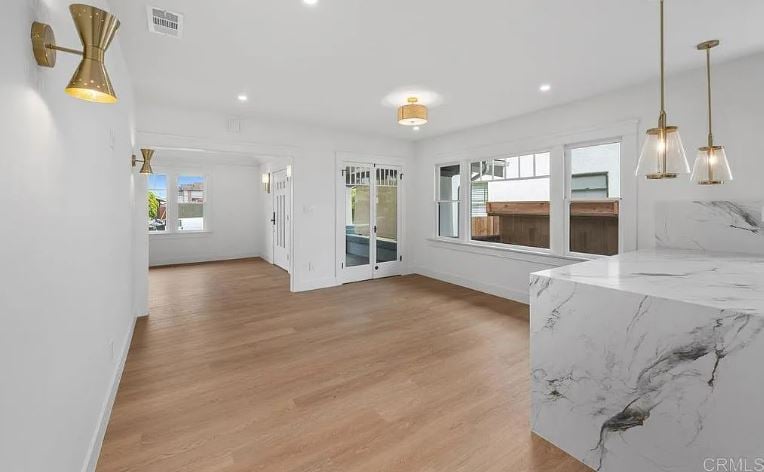 912 Bush St San Diego, CA 92103