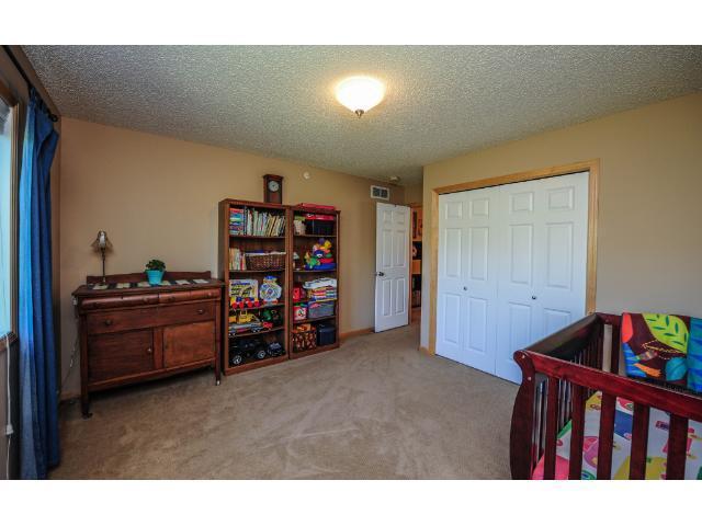 5264 Greenwood Dr