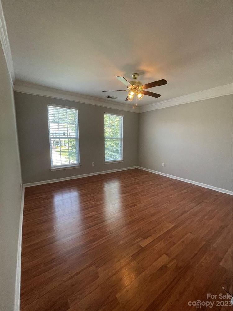 1208 Rockwell View Rd