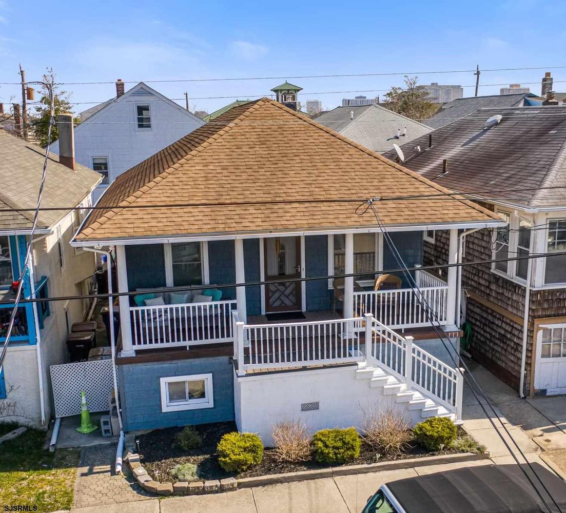 111 N Harvard Ave