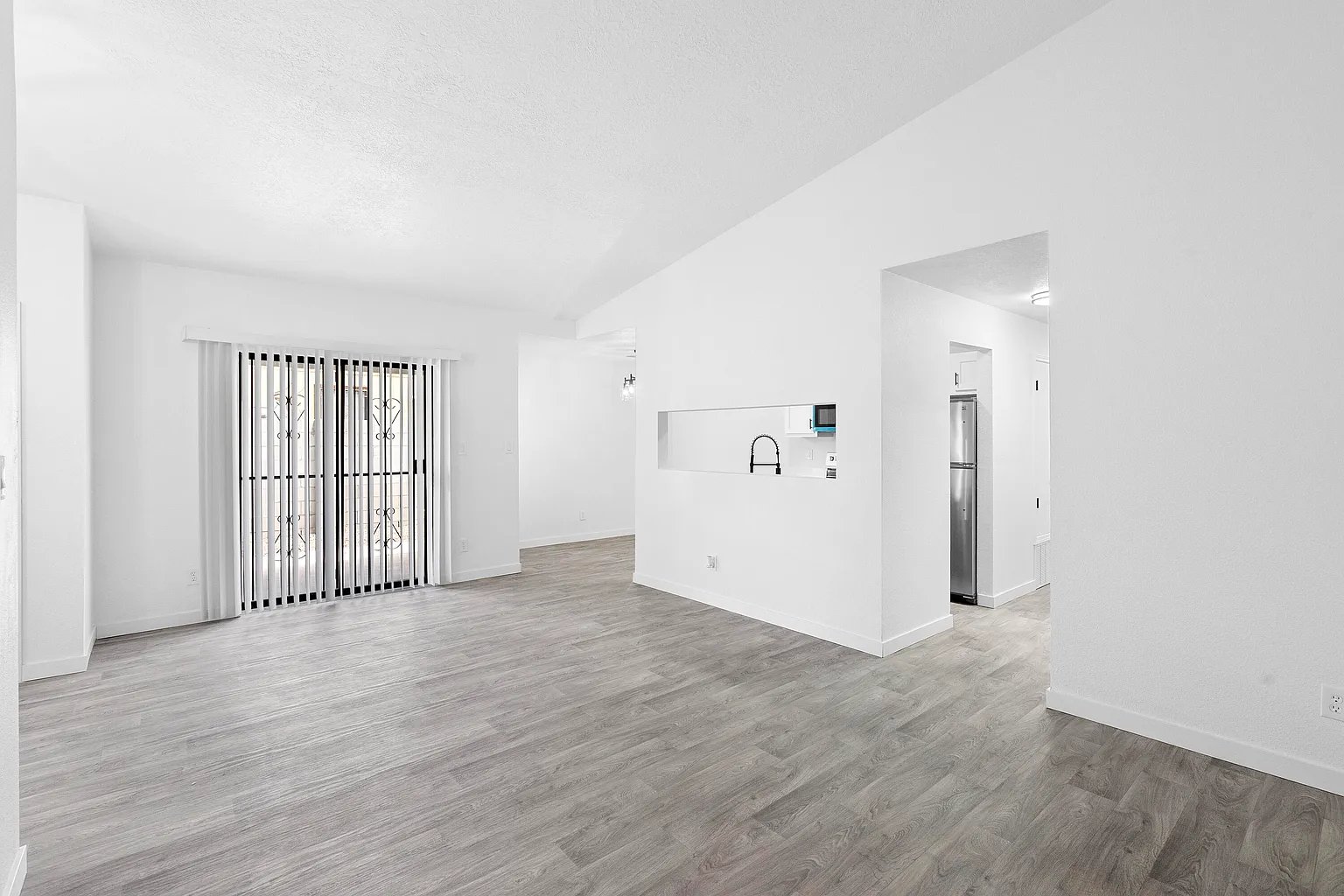 812 W Sky St SW