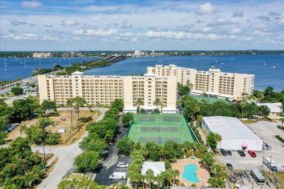 480 Sail Lane #705