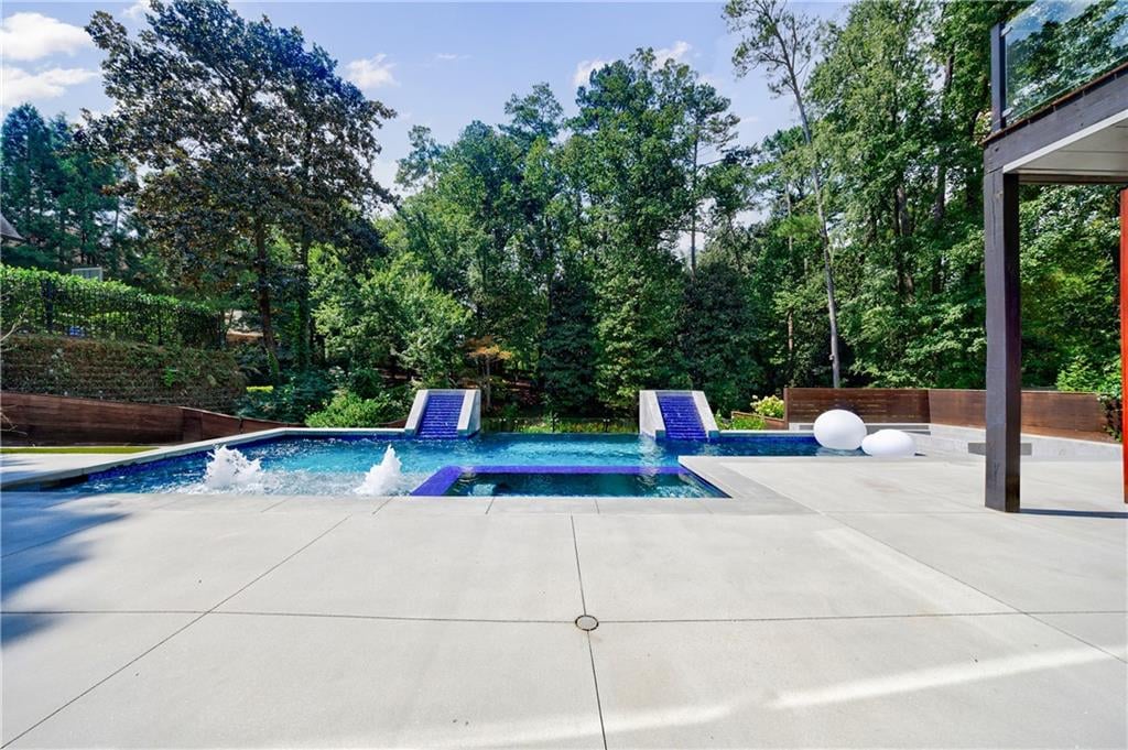 Statewood Drive