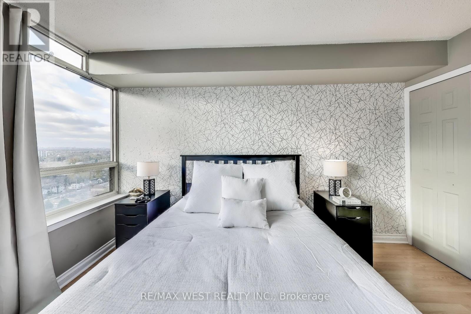 #1917 - 5 Greystone Walk Drive, Toronto Unit: 1917