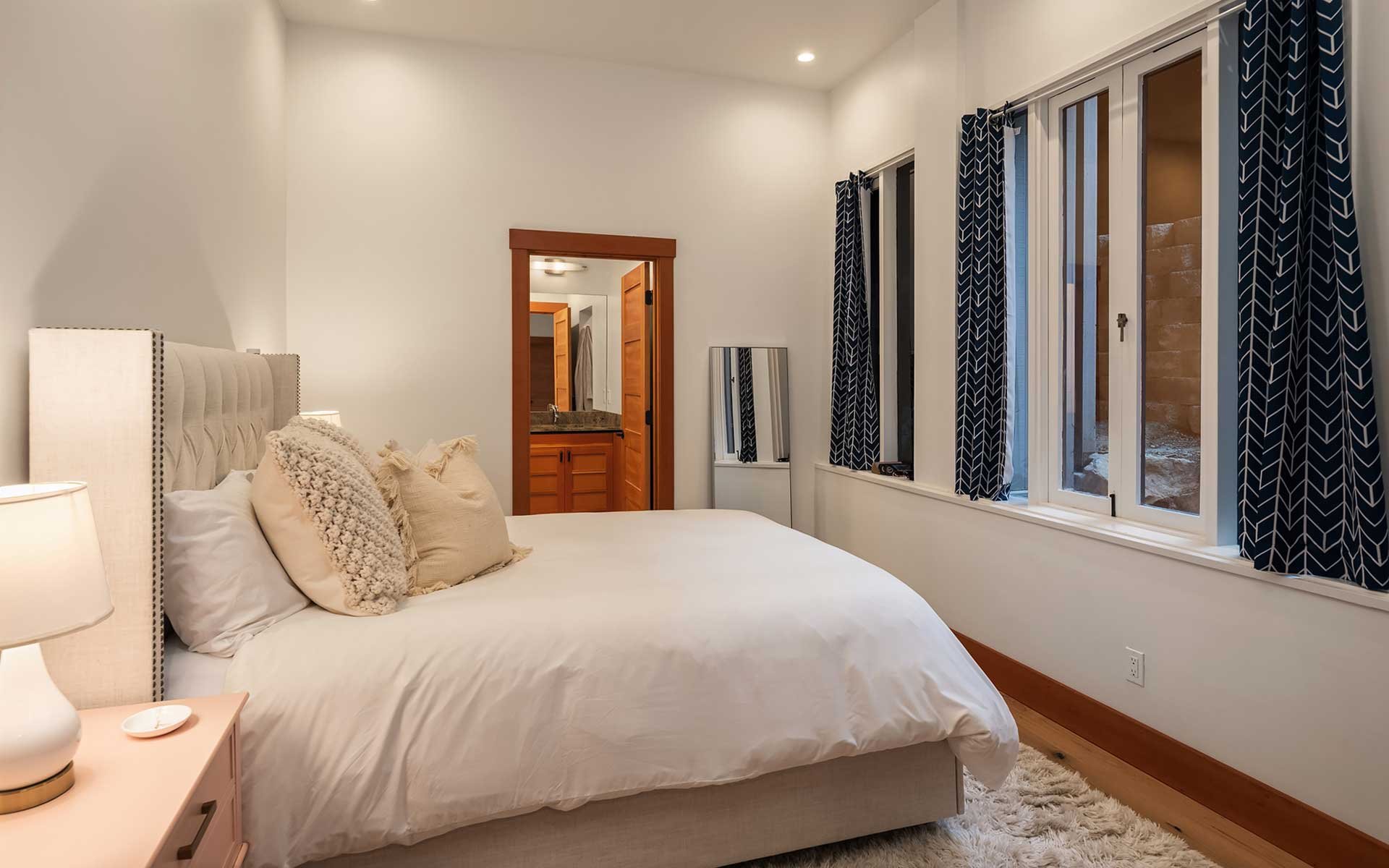 Northwest Style in the Beloved Beaux Arts Waterfront Community