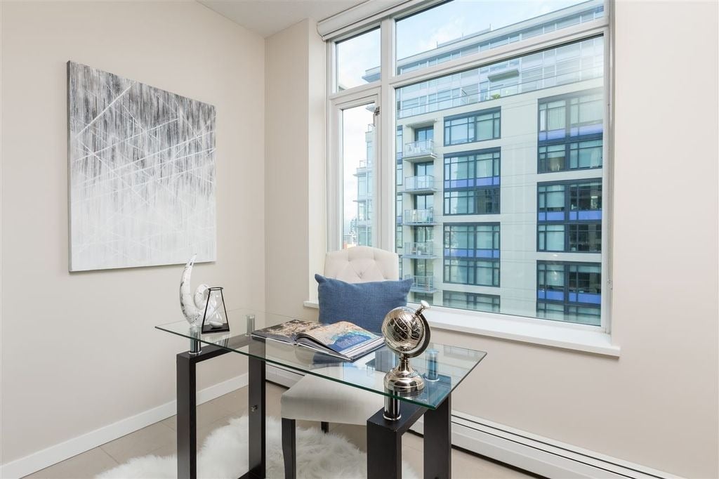 1708 Columbia St, #1101