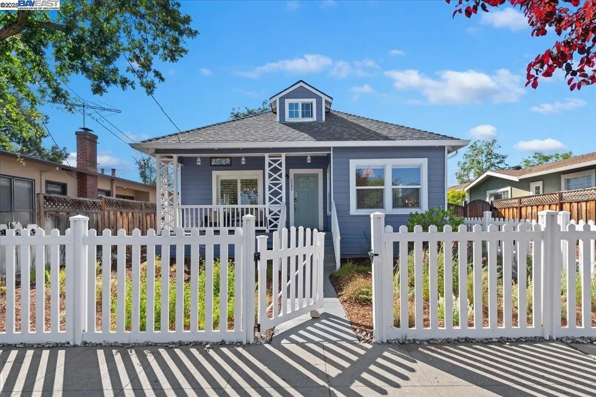 2542 Fourth St, Livermore, CA