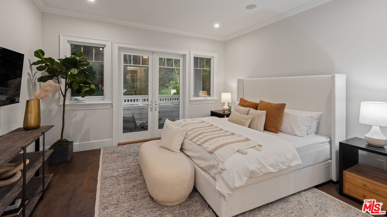 Luminor Heights, Laurel Canyon Blvd, 90046