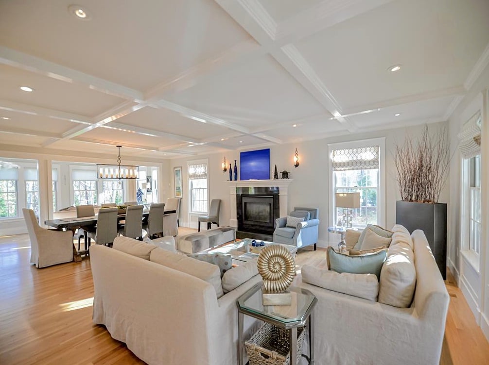 8 Puritan Dr