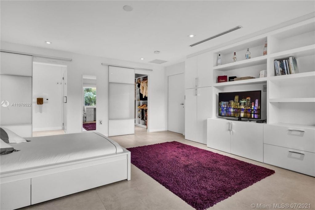Key Biscayne Estate Closes at $8.25M