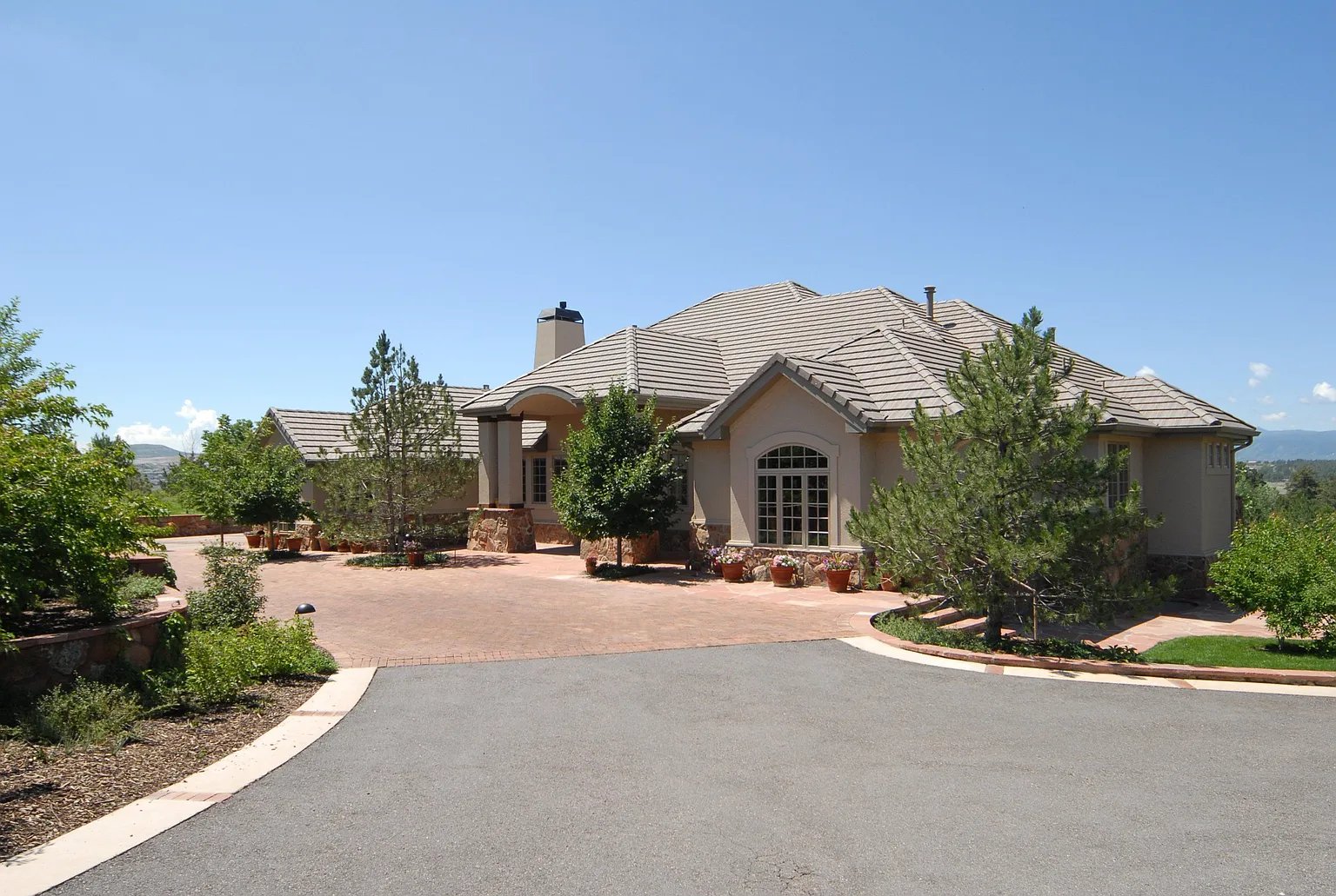 756 Belfry Ct