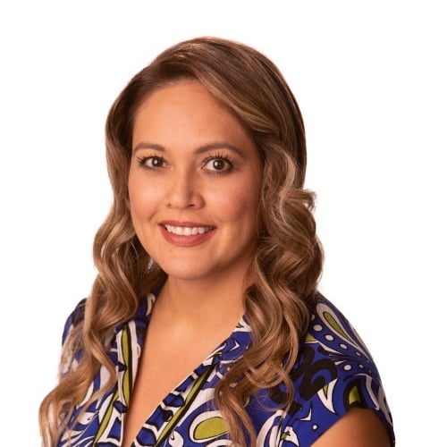 Jeni Campa Palm Springs, CA Real Estate Agent Headshot