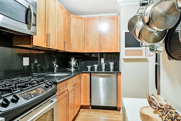 1139 Prospect Avenue #2D