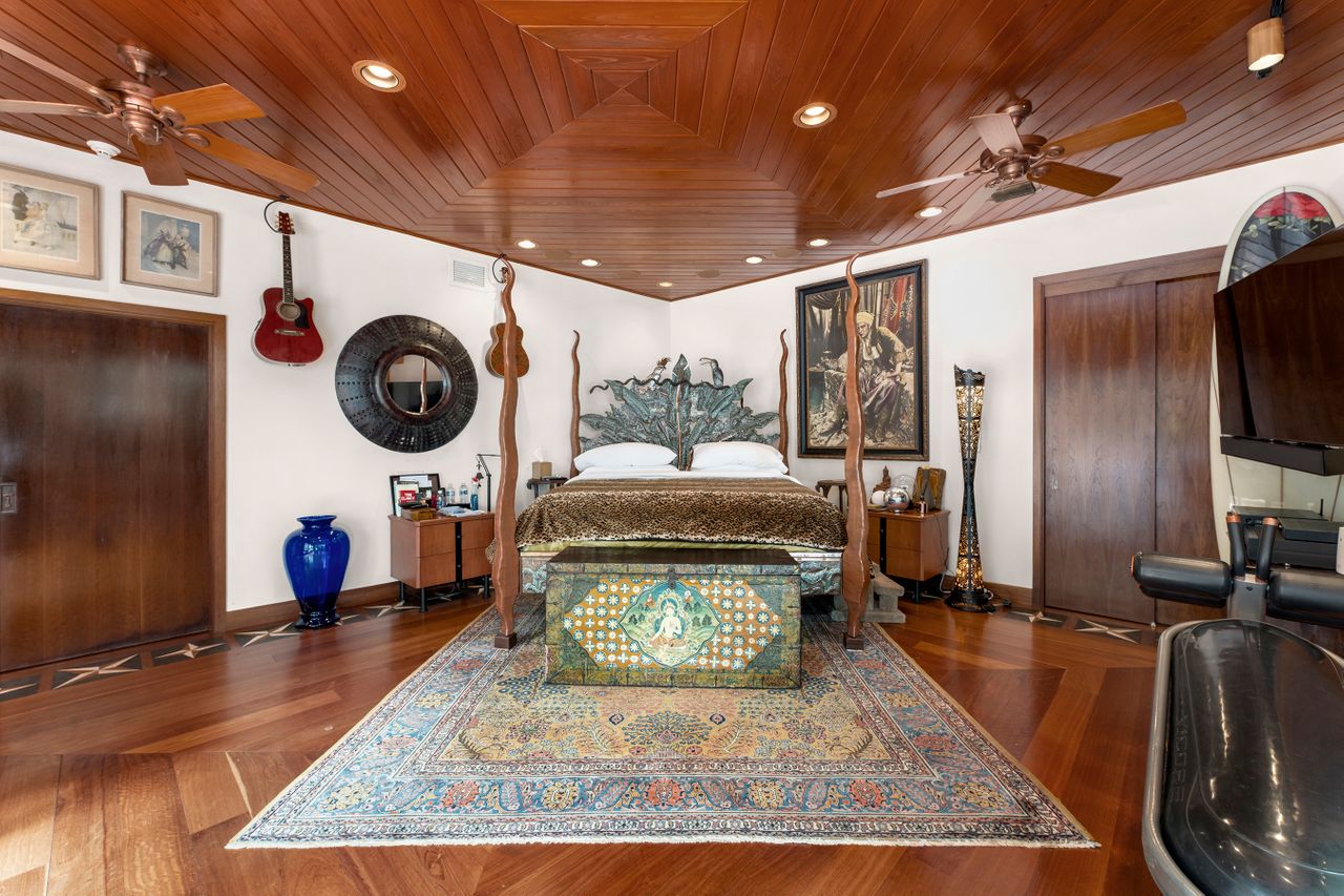  Morningside Waterfront Estate