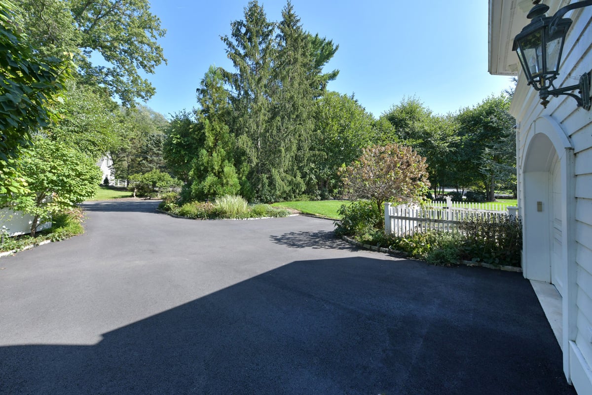 18 Powderhorn Rd