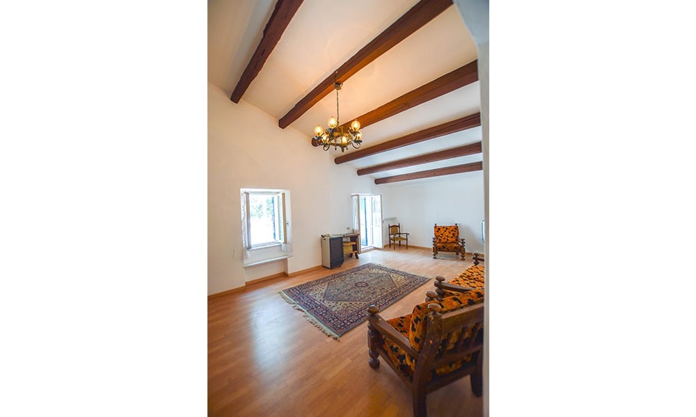 Charming Villa in the Woods of Le Marche