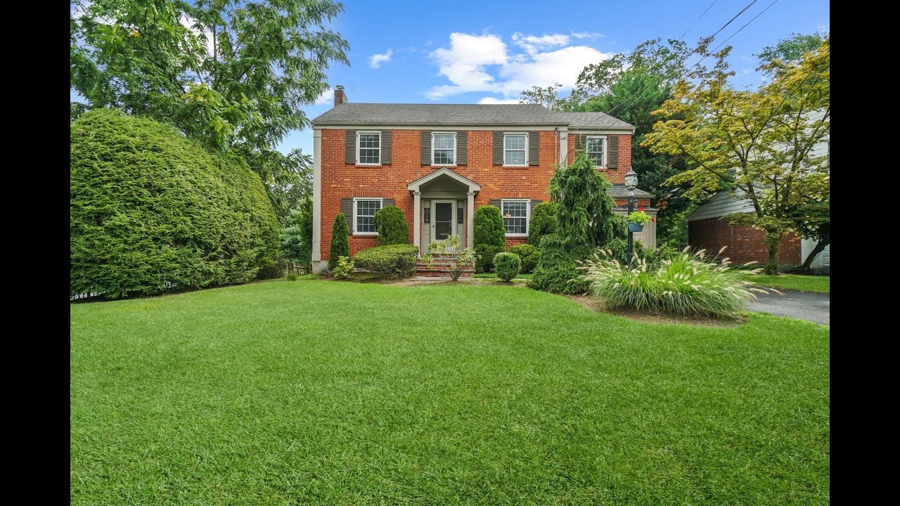  Move in ready gem nestled in the heart of Tenafly just seconds from downtown!