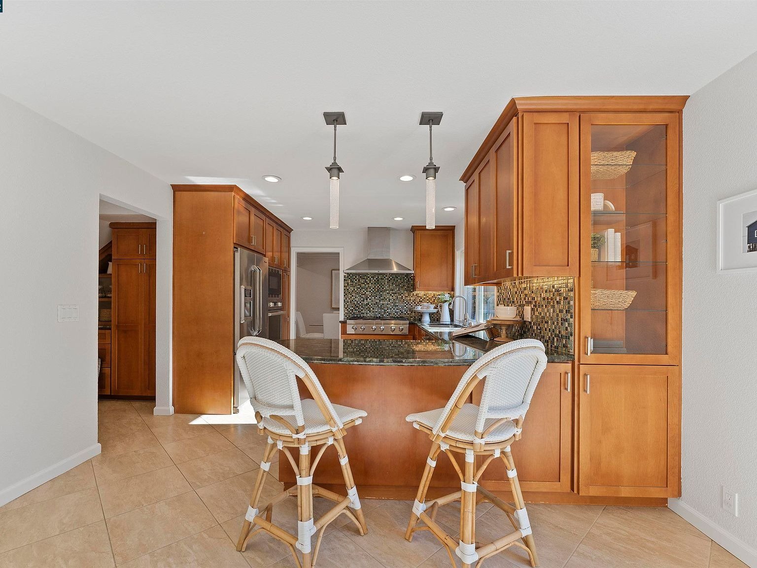 1410 De La Cruz Way