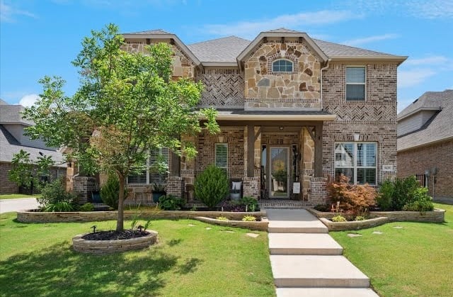 9629 Croswell St - Heritage