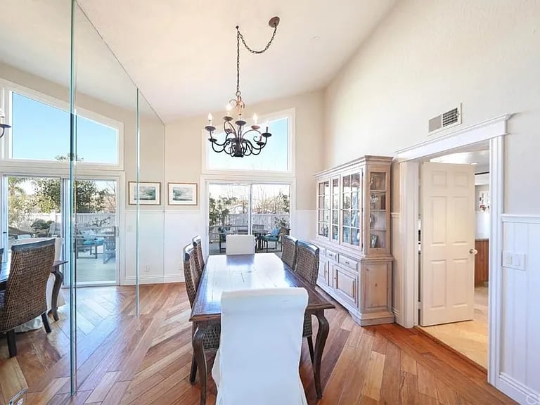 3206 Calle Quieto