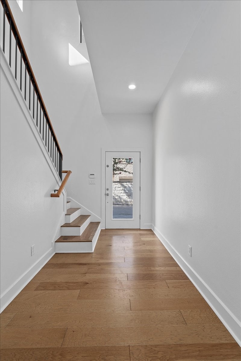 2610 Del Curto Road 2