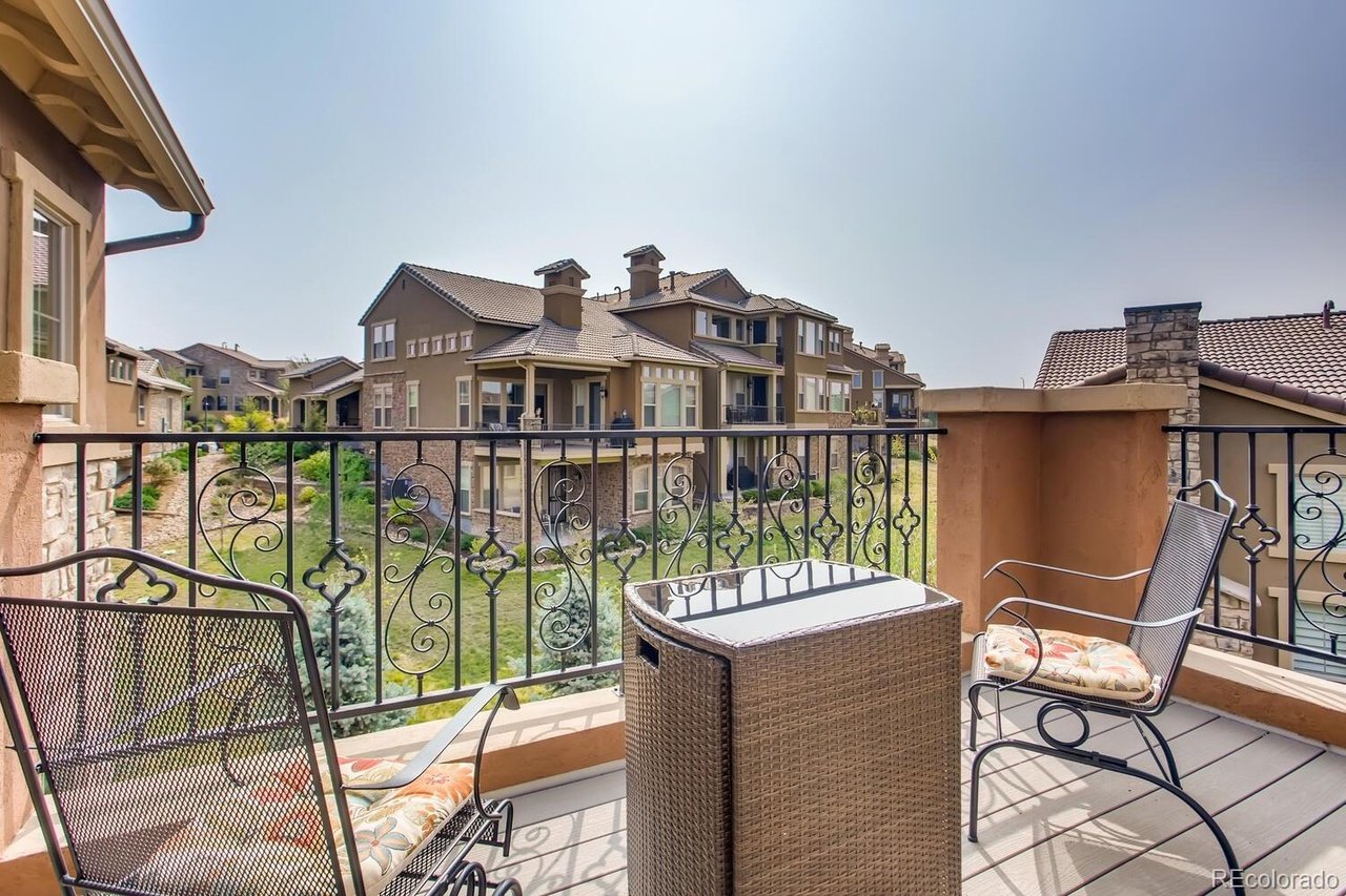 9506 Pendio Ct