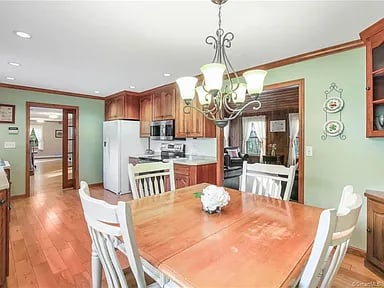 132 Kinne Rd