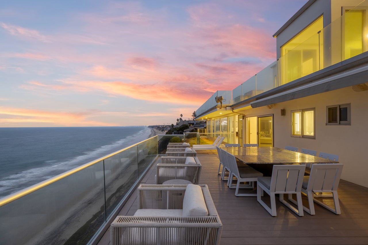 Encinitas Oceanfront Retreat