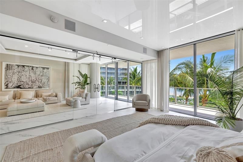 2200 N Ocean Blvd: Unit S303