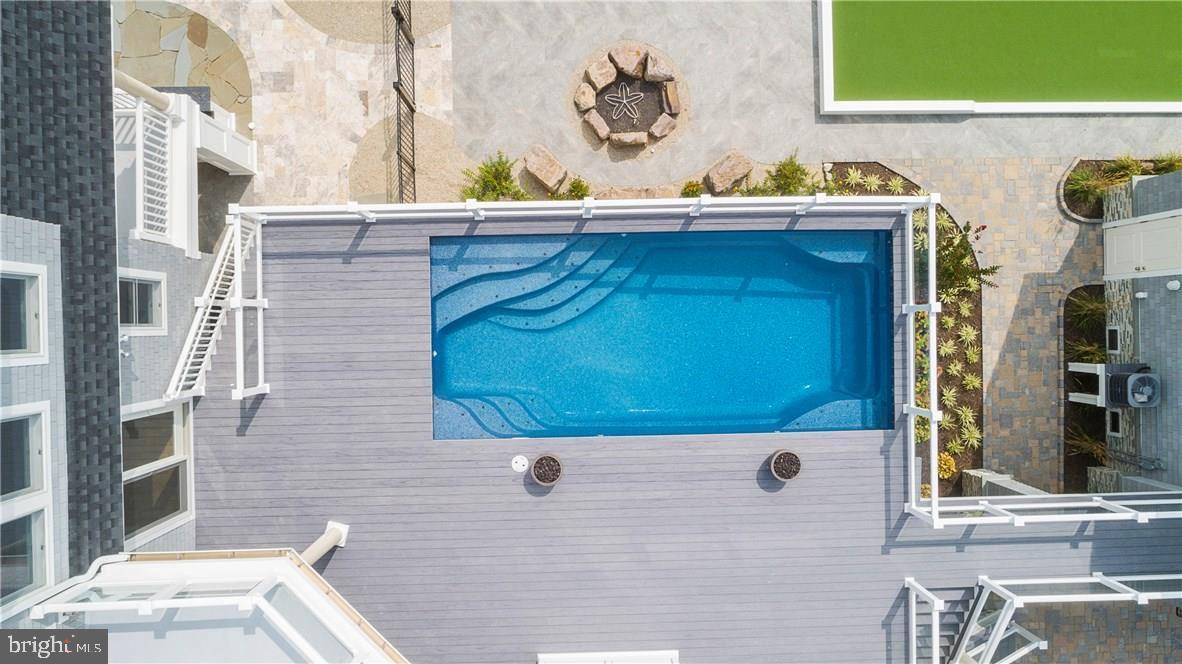 25 Long Beach Blvd, #A