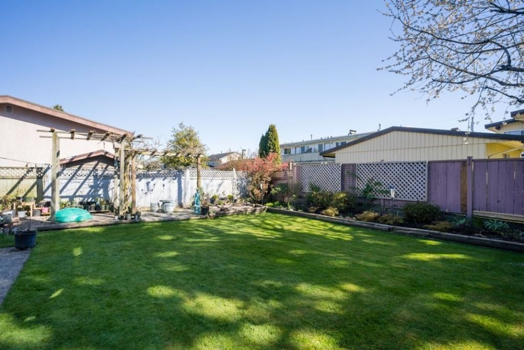 3440 Springthorne Cres