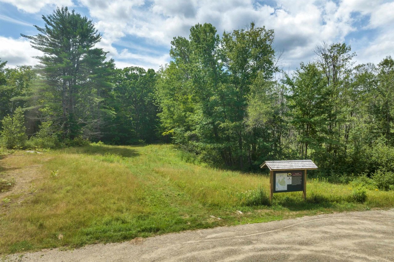 42 Hawkins Pond Rd