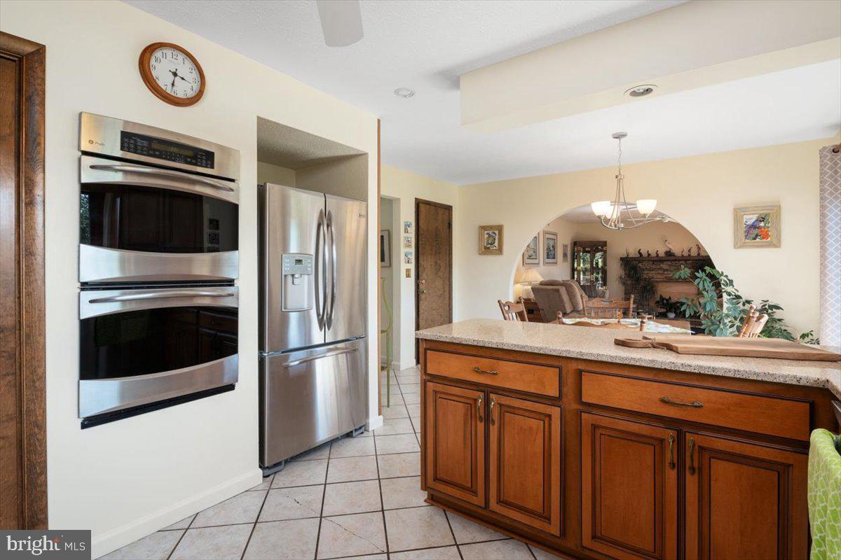 88 E Lake Dr