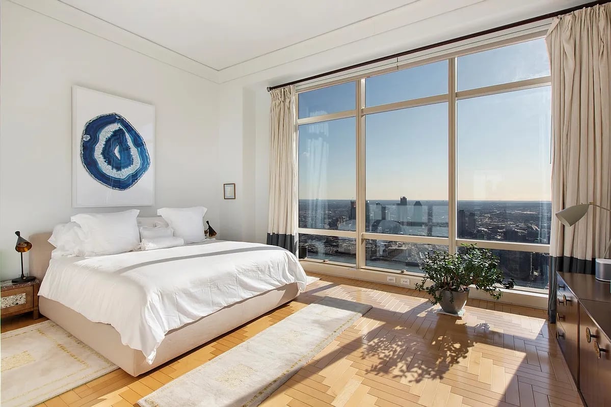 845 United Nations Plaza Unit: 82B
