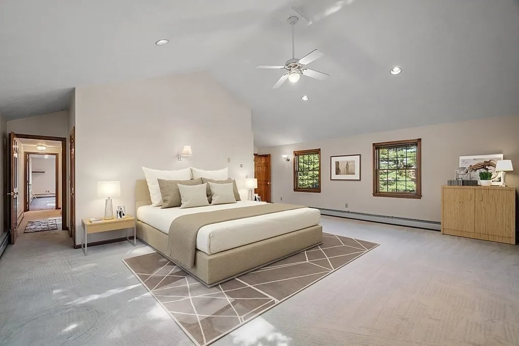 4 Great Meadow Rd