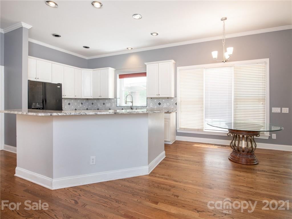 5552 Piper Glen Dr